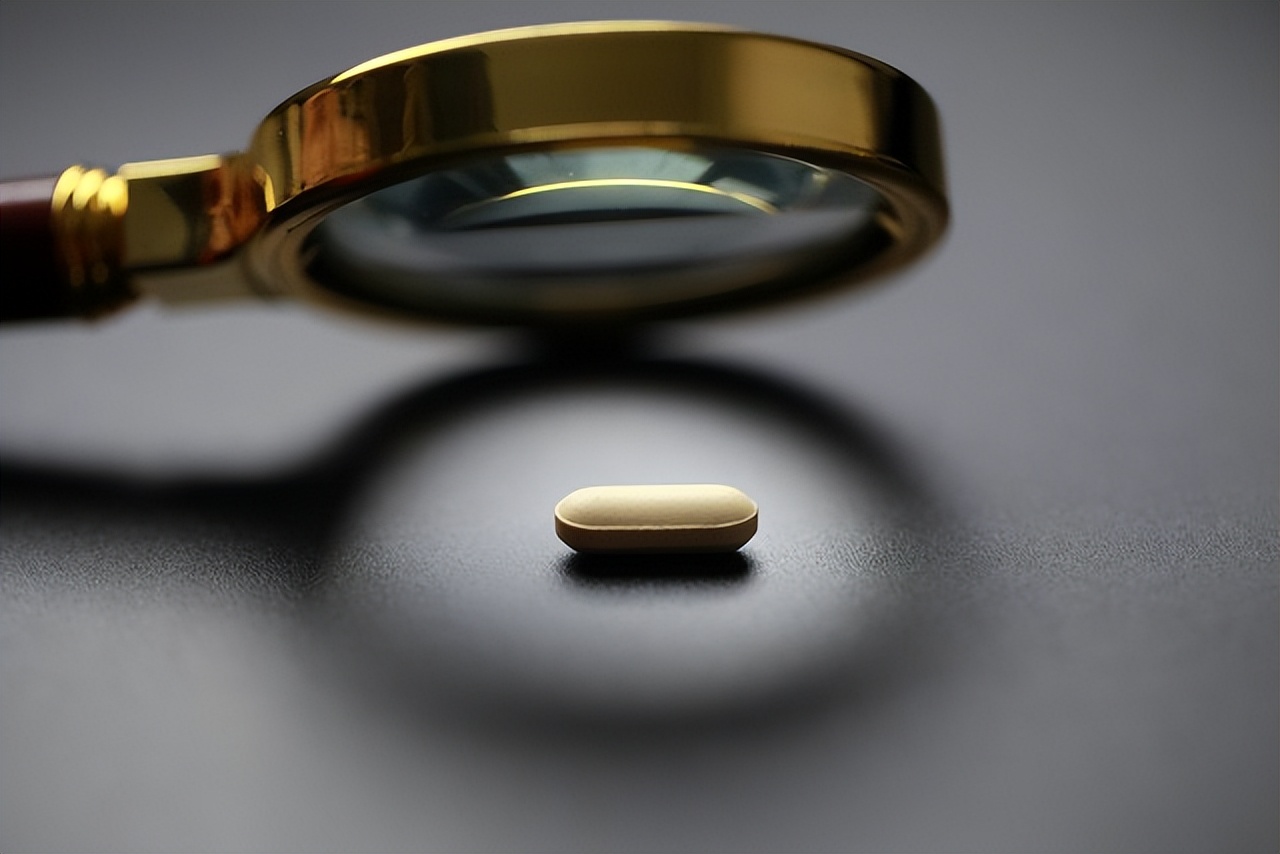 治疗早泄达泊西汀好还是中成药好,男用药哪个效果好达泊西汀