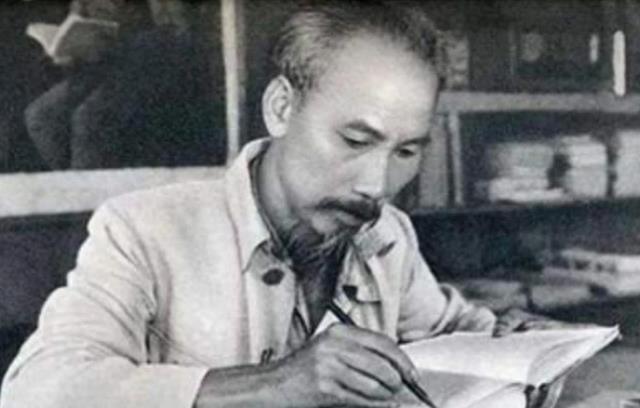 65年胡志明秘密访华，提出此行三个目的，毛主席：第二点我不接受