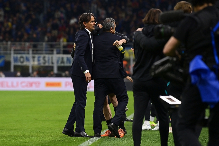 鍥界背缁濆浼犲皠杩涚悆,鍥界背鎯婂ぉ閫嗚浆缃楅┈