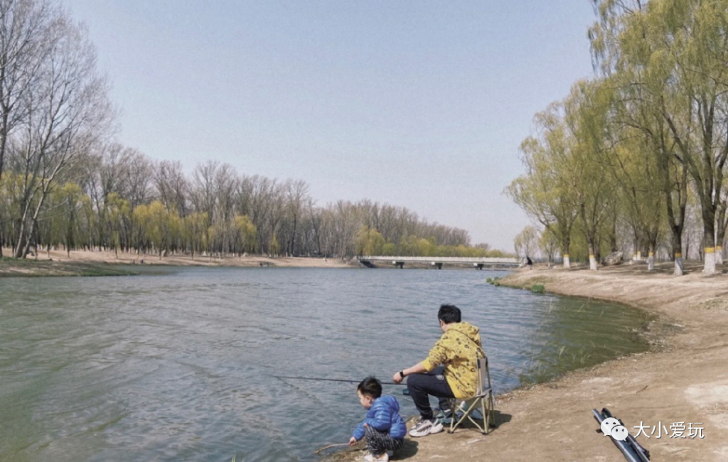 滨河公园带娃玩水,推荐一个好地方滨河公园