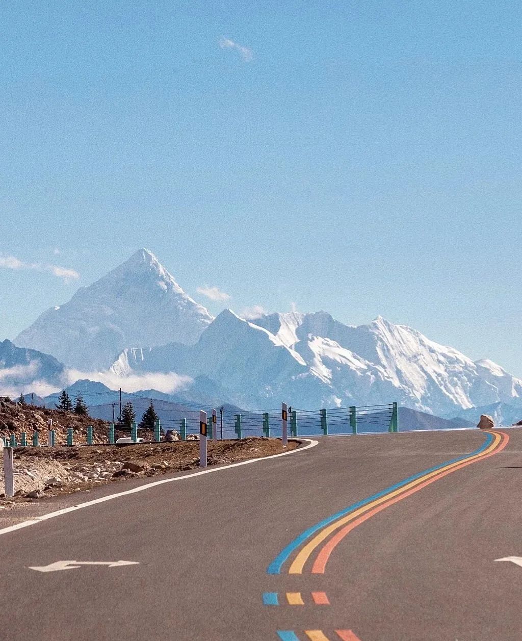 火出了圈,甘孜文旅局长化身侠客火出圈