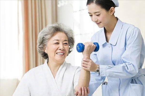 50万日本人来中国山东养老成功没,日本50万来中国养老