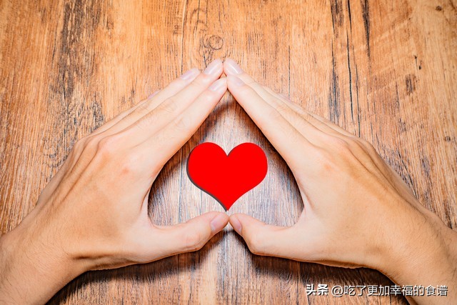 青少年订高钙奶好还是纯牛奶好,高钙奶和纯牛奶的区别是什么