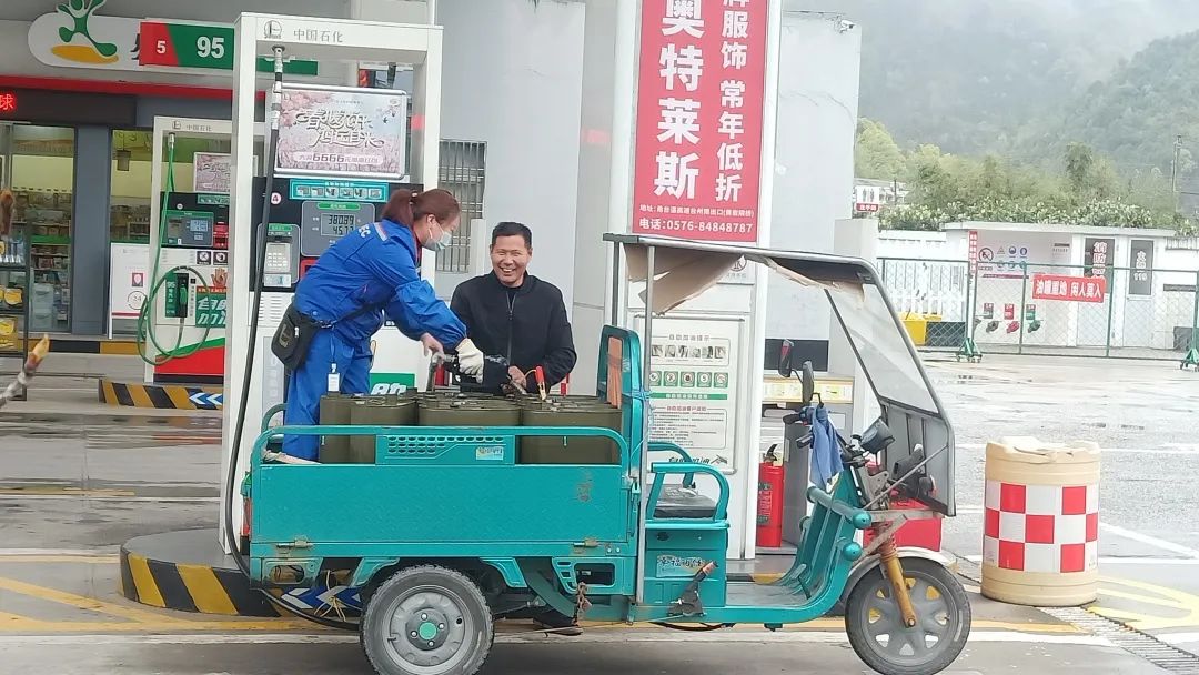 中石化加油站开通春耕绿色通道,六月份汽油中石化优惠政策