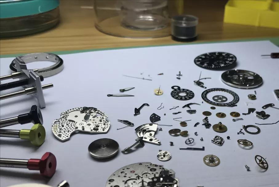 组装表和复刻表有什么区别,二手表怎么知道是翻新表