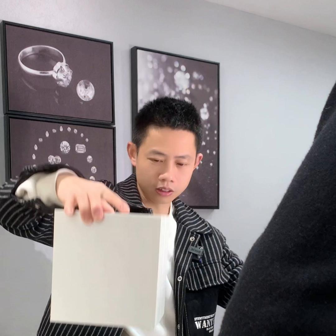 一般多大的钻戒才有回收价值,4万块的钻戒怎么不赔本