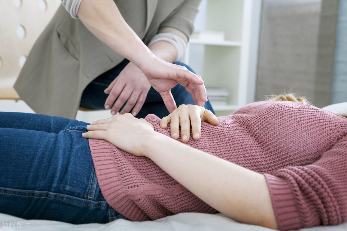 催眠术真的可以控制人吗,催眠术控制人的行为真的存在吗