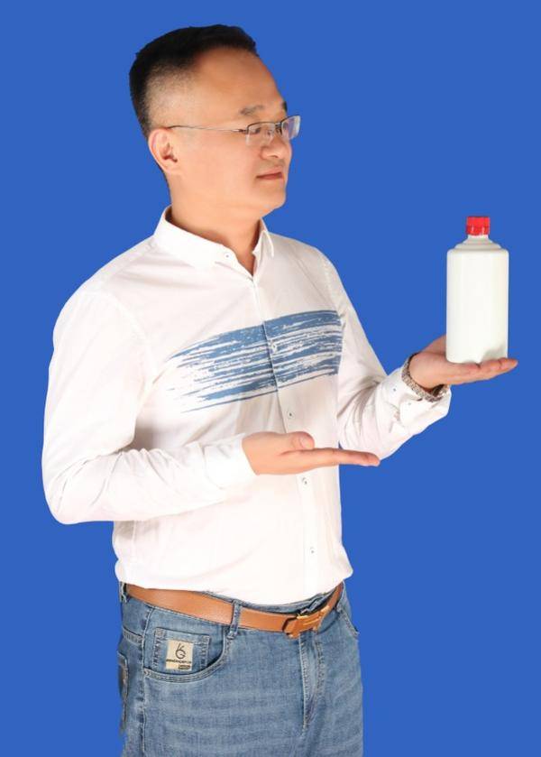 “酒业创新先锋”鹿申的四醉人生