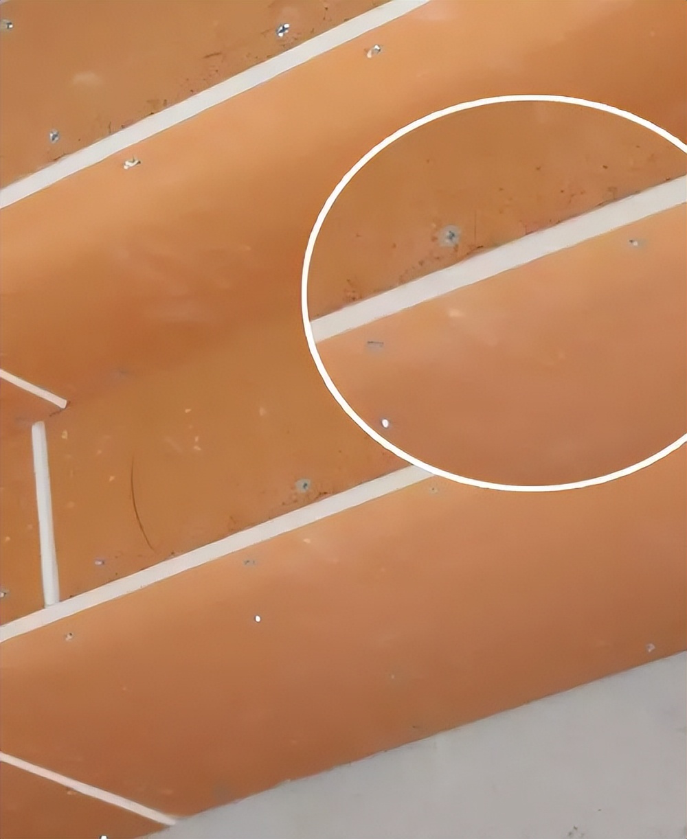 裂缝交叉点的流体力学和有效应力定律的研究