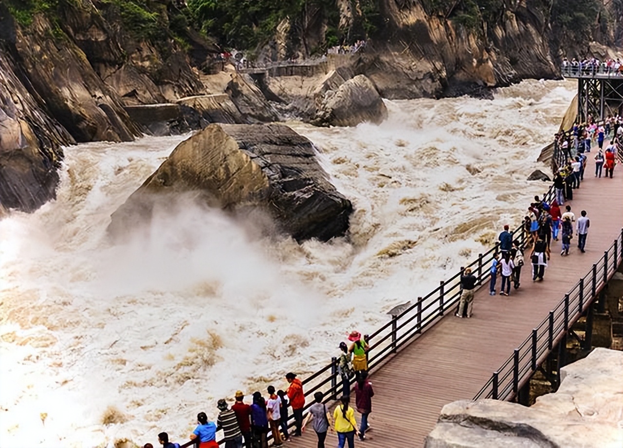 云南最美却要徒步到的地方是哪里,徒步云南旅游攻略最佳线路
