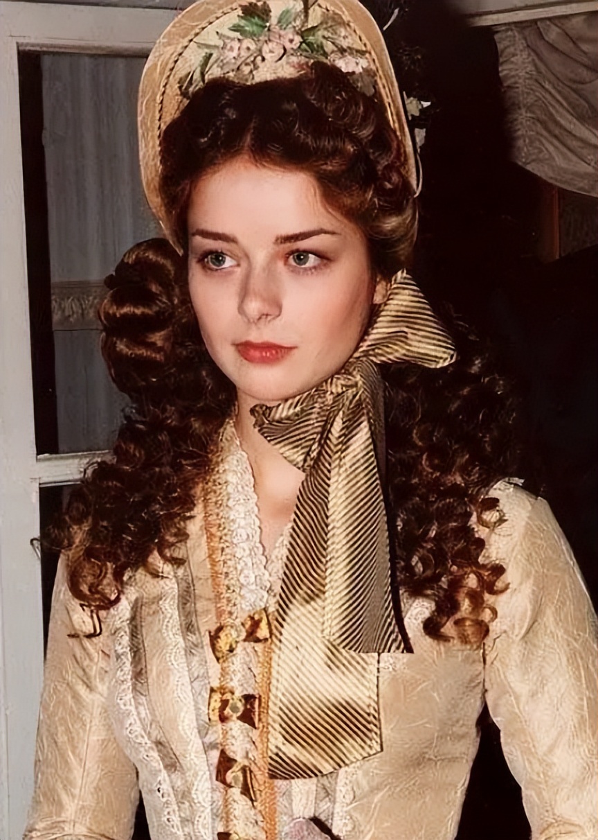 叶皇女主角,叶皇玛丽娜身高