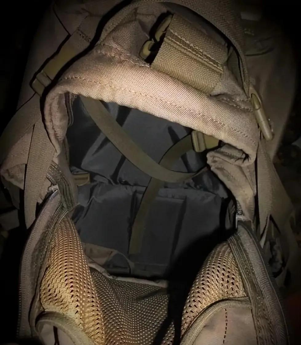 sso特种部队所使用的武器,最先进的特种兵战术背包