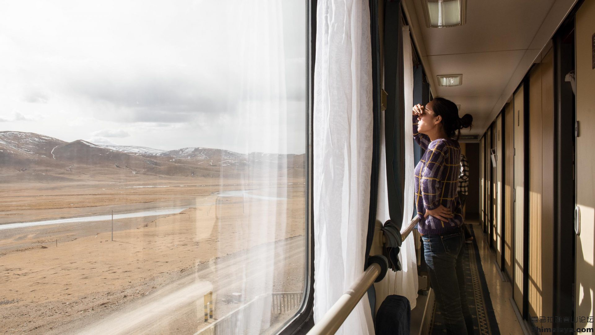 「世界」MonishaRajesh-一位乘坐80趟火车环游世界的女性