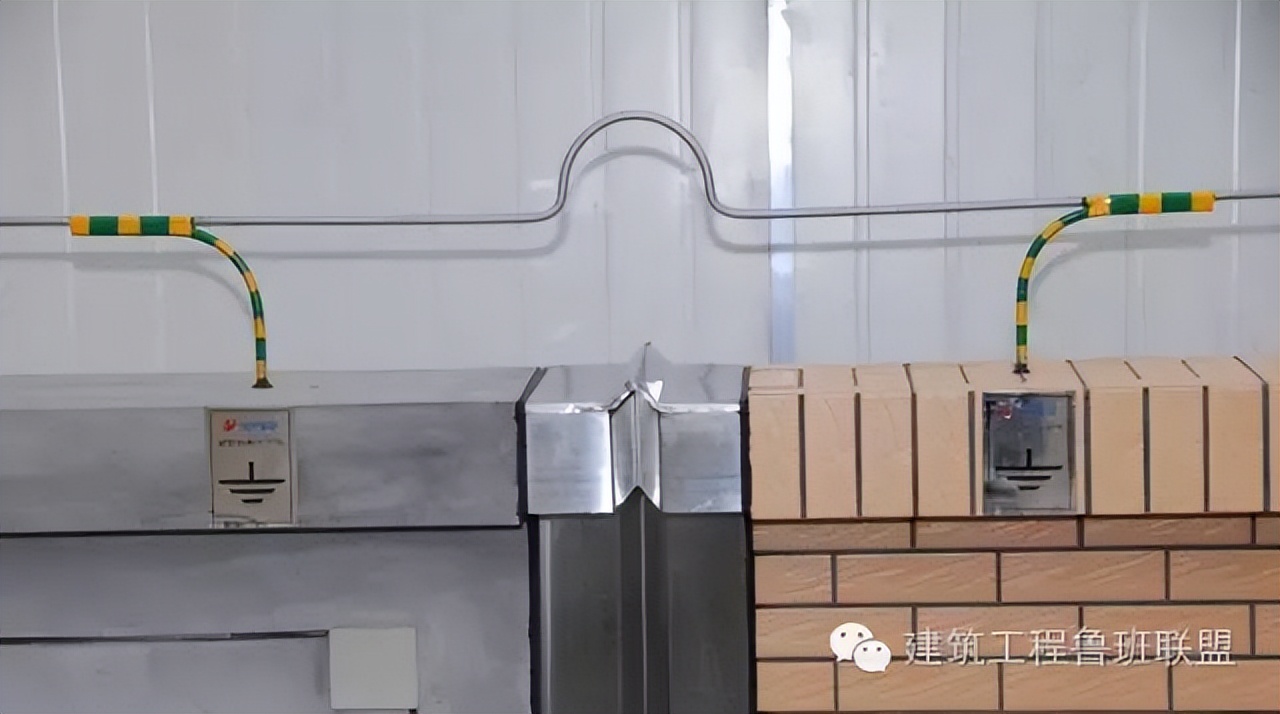 钢屋面避雷带做法,屋面避雷带新规范标准做法