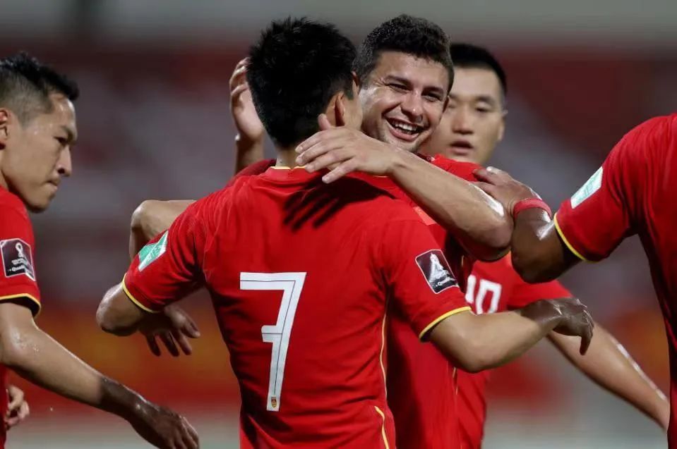 中国男足卡塔尔世界杯预选赛,中国男足联赛退赛