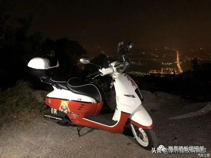 踏板女骑魔女桃子：从骑行单车后入坑标致姜戈150的*藏西**摩旅之行