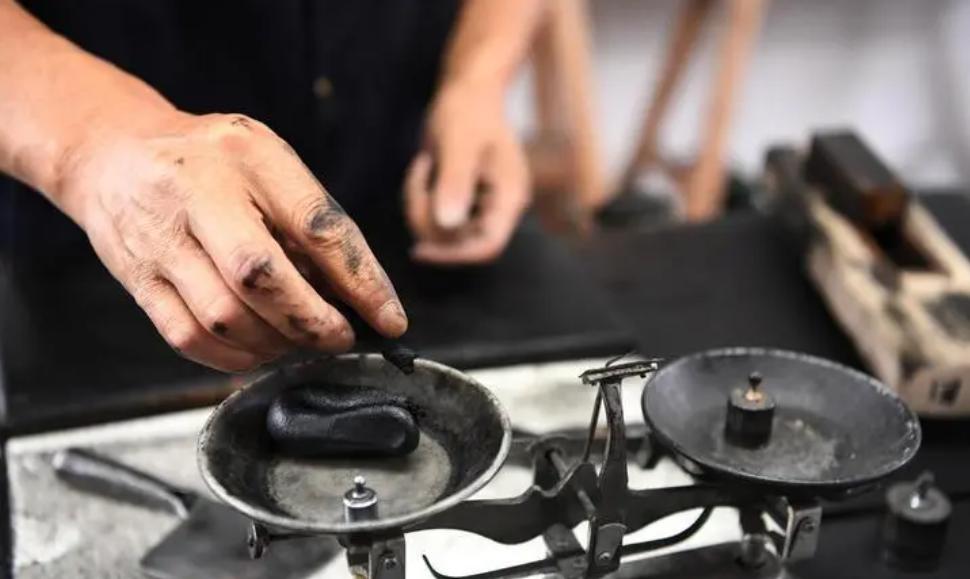 古代油烟墨原料,唐代油烟墨