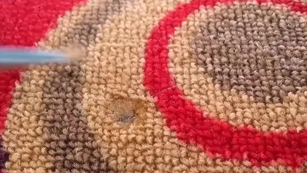 柜门铰链掉了怎么修理,柜门铰链的螺丝老是掉