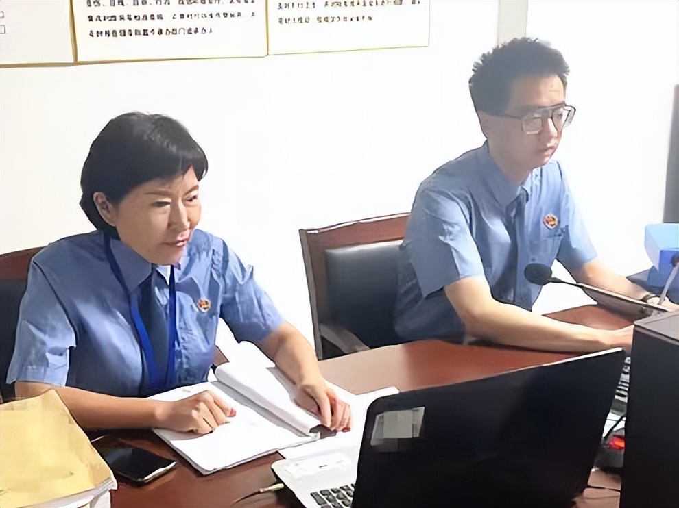 37亿余元增值税普通发票，究竟来自哪里｜今晚九点半