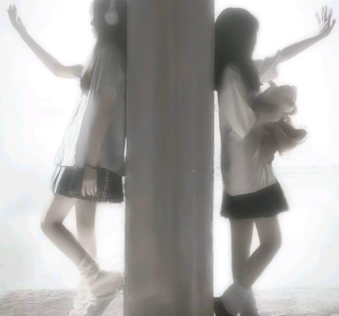 推荐神仙高质量闺蜜ins风格头像,闺蜜头像ins高级质感一人一张