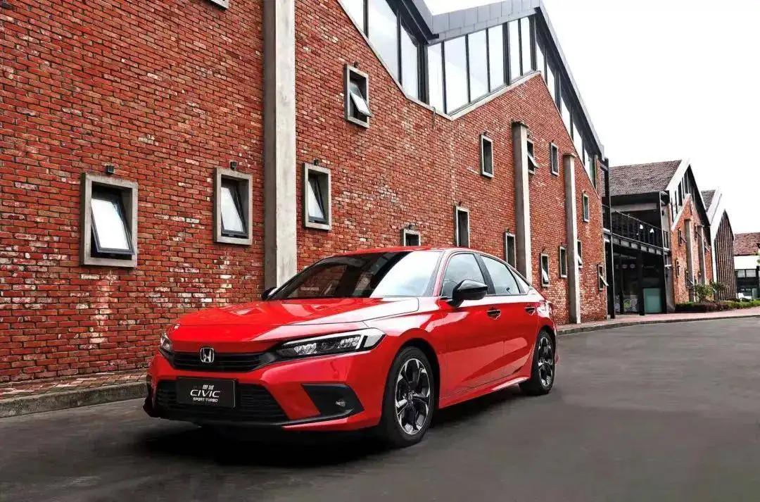 思域是不是最成功的紧凑型轿车,思域评测12万到16万轿车推荐