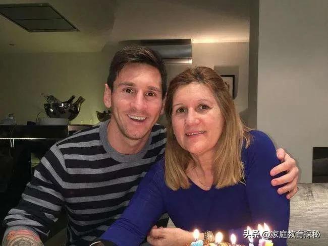 梅西马拉多纳贝利巅峰时刻对比,三球王和梅球王