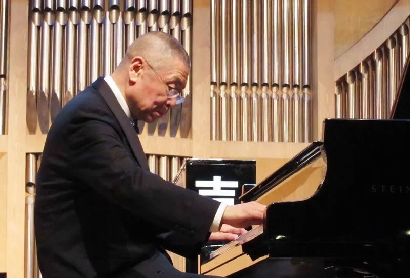 国宝级钢琴家刘诗昆现任老婆,钢琴家刘诗昆最近婚姻状况