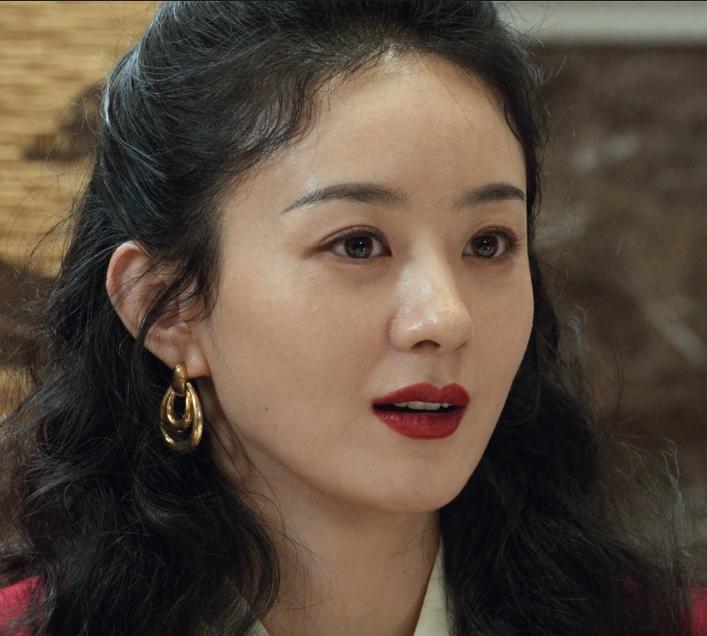 完美女神根本不存在！死皮、黑头、痘痘、毛孔…怼脸暴露真实颜值