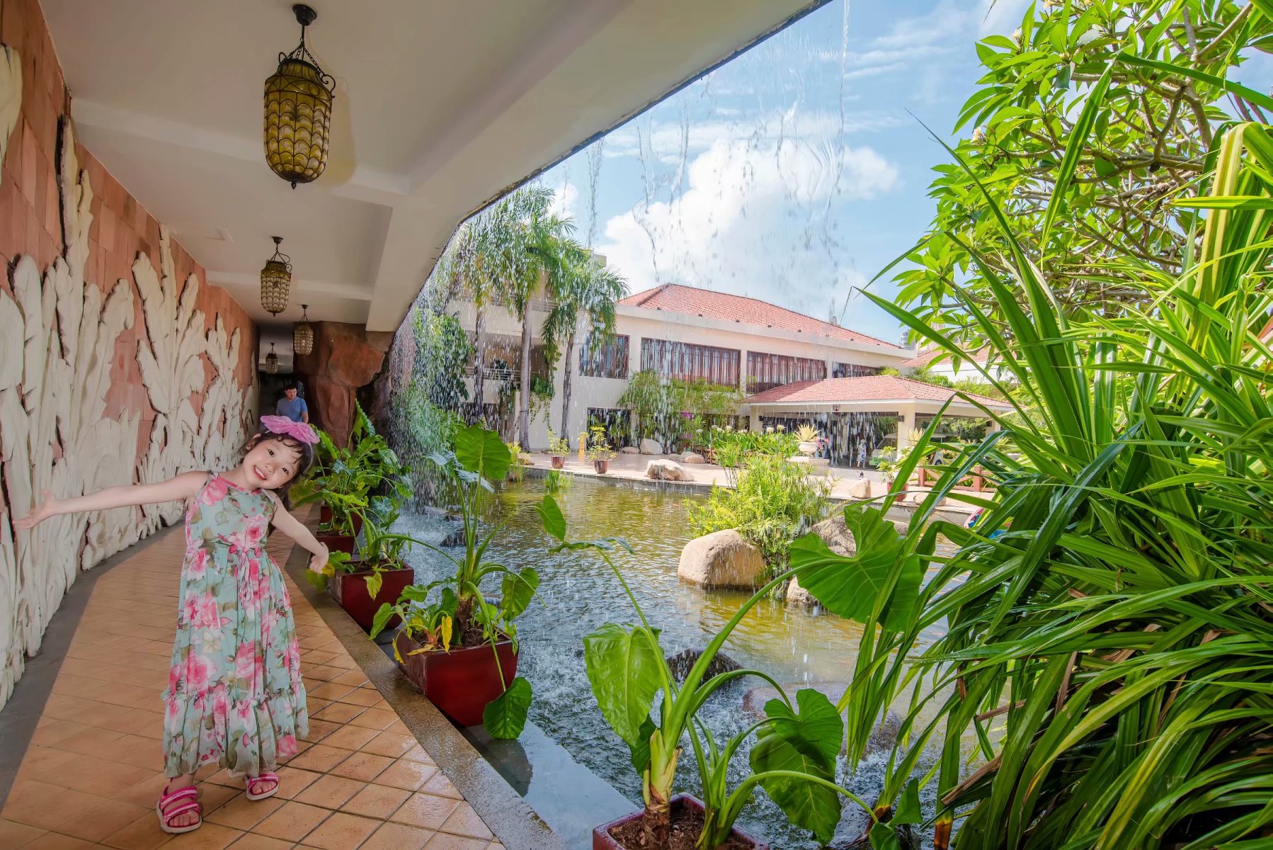 泰国三亚旅游对比,三亚和泰国旅游选择哪里