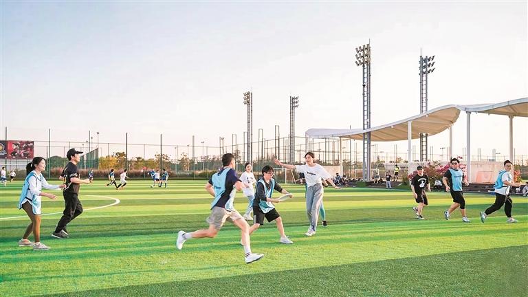 福田体育中心体育场,福田体育公园空中花园