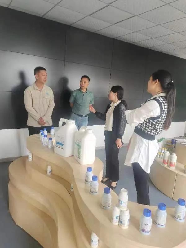 王朝霞到四川国沃希隆、四川硕源等农业公司基地调研