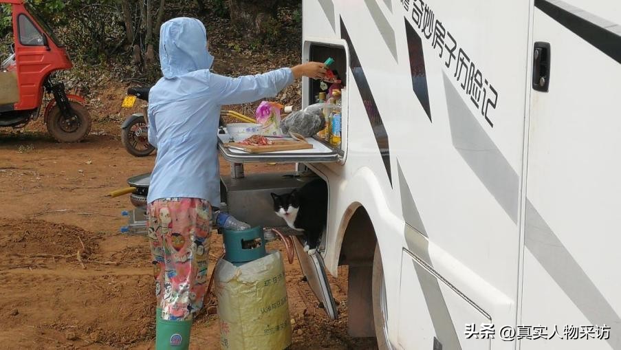 我80后，放弃上海的房和车，买200亩山林，和老公隐居山林，真爽