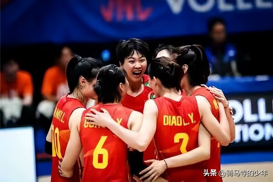中国女排2-3巴西王云蕗,中国女排遭逆转四胜一负晋级16强