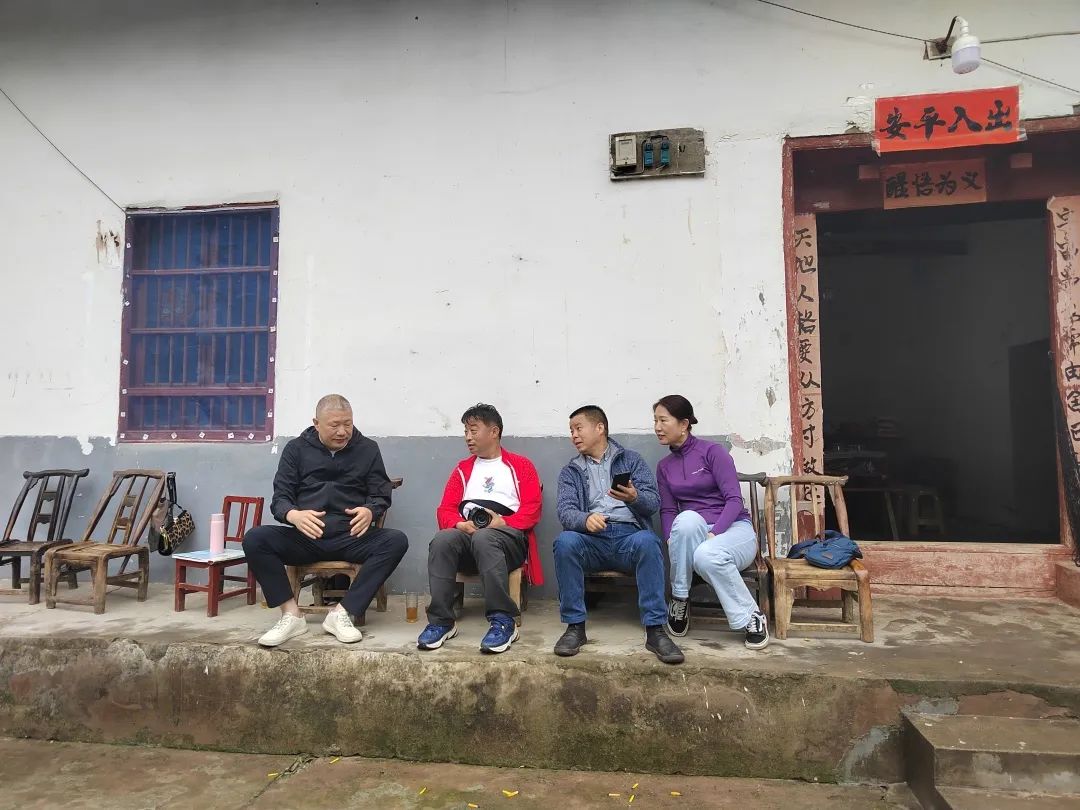 相聚仍是青年——记情系四中群友聚