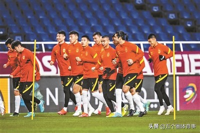 国足首发名单李霄鹏,国足李霄鹏日本