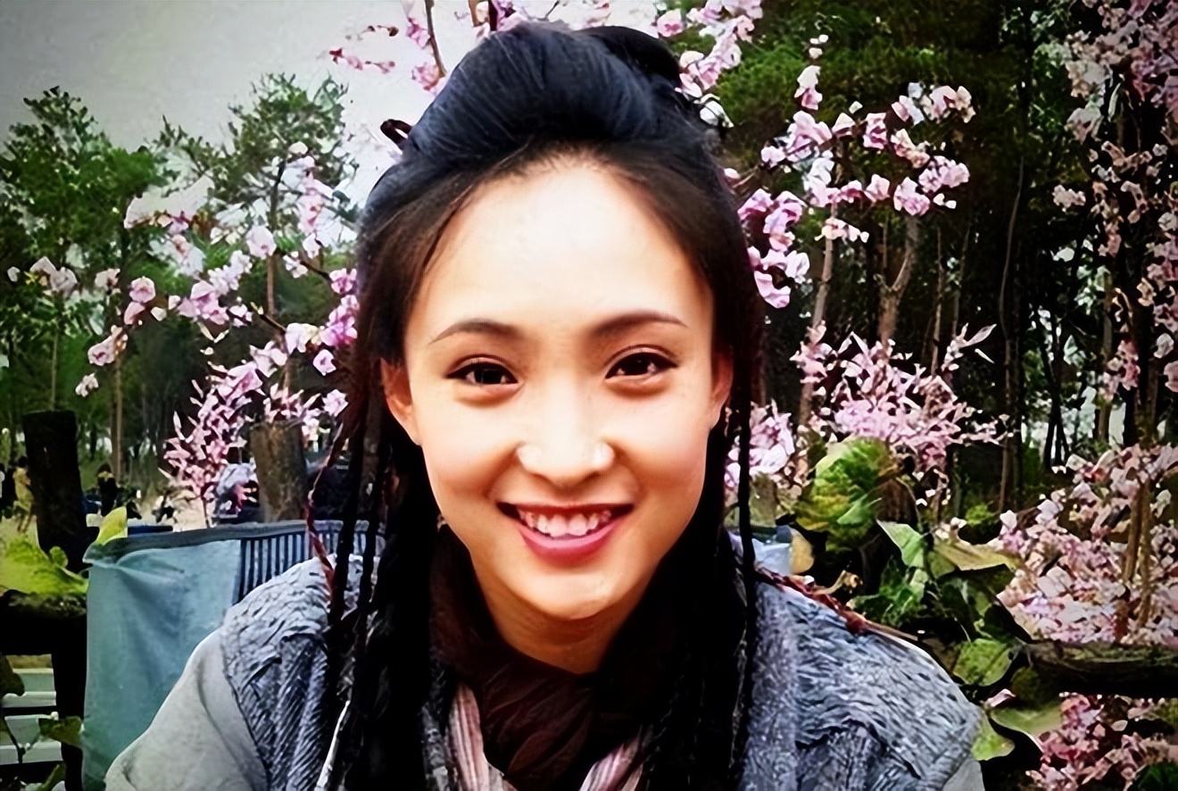 白静嫁入豪门后仅2年被丈夫刺死,白静悲惨的婚姻