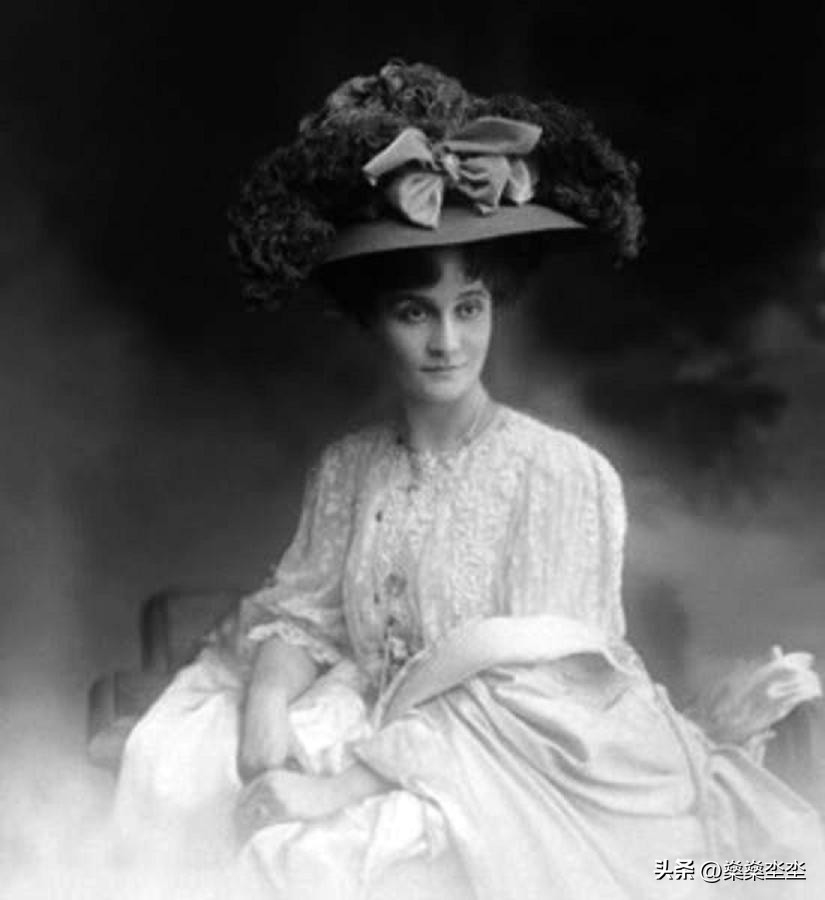 100年前的她竟如此胆大？拿破仑后人玛丽，探讨人类不快乐的秘密