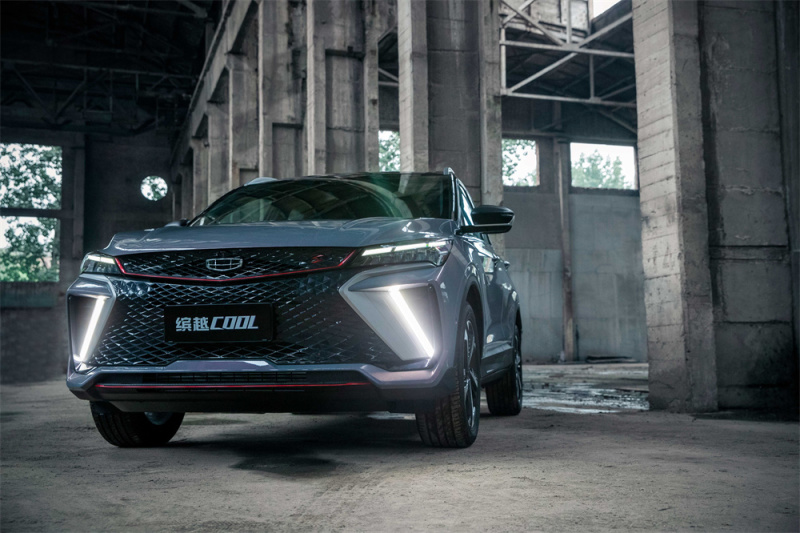 10万块最值得买的suv试驾吉利缤越,吉利新款缤越1.4t四缸车试驾视频