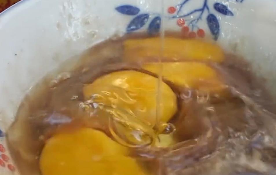 歪厨子余小二央视,歪厨子余小二靠啥爆火