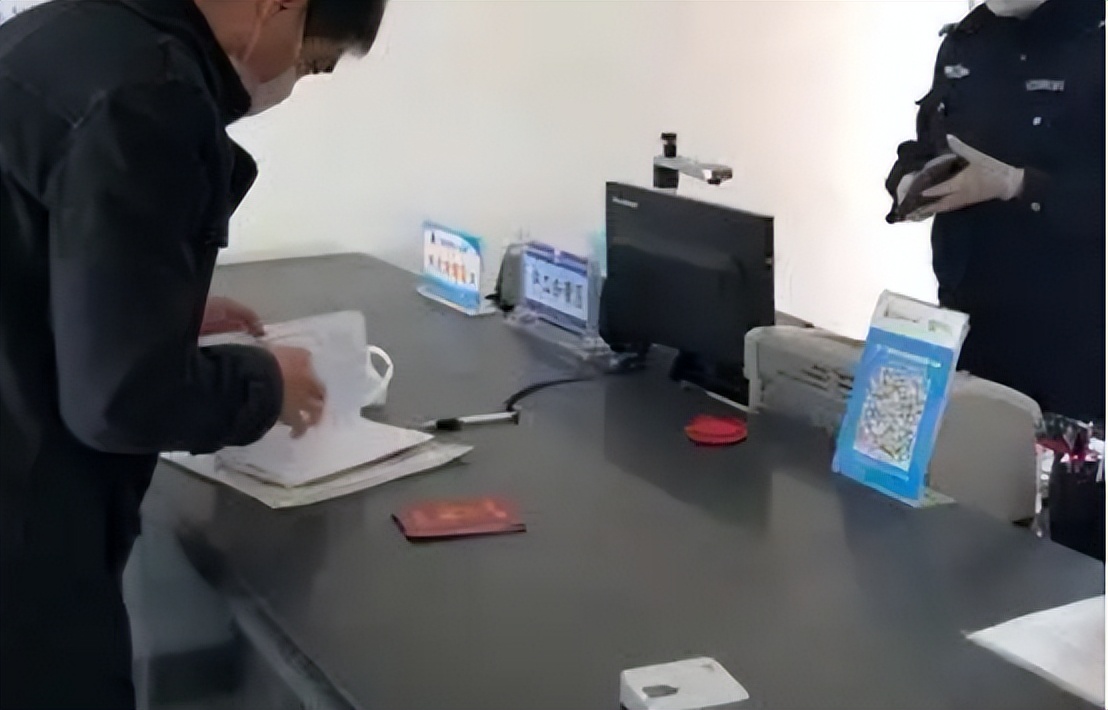 21年湖北男子花10万买洋媳妇，生下女儿上户口，警方：你被捕了