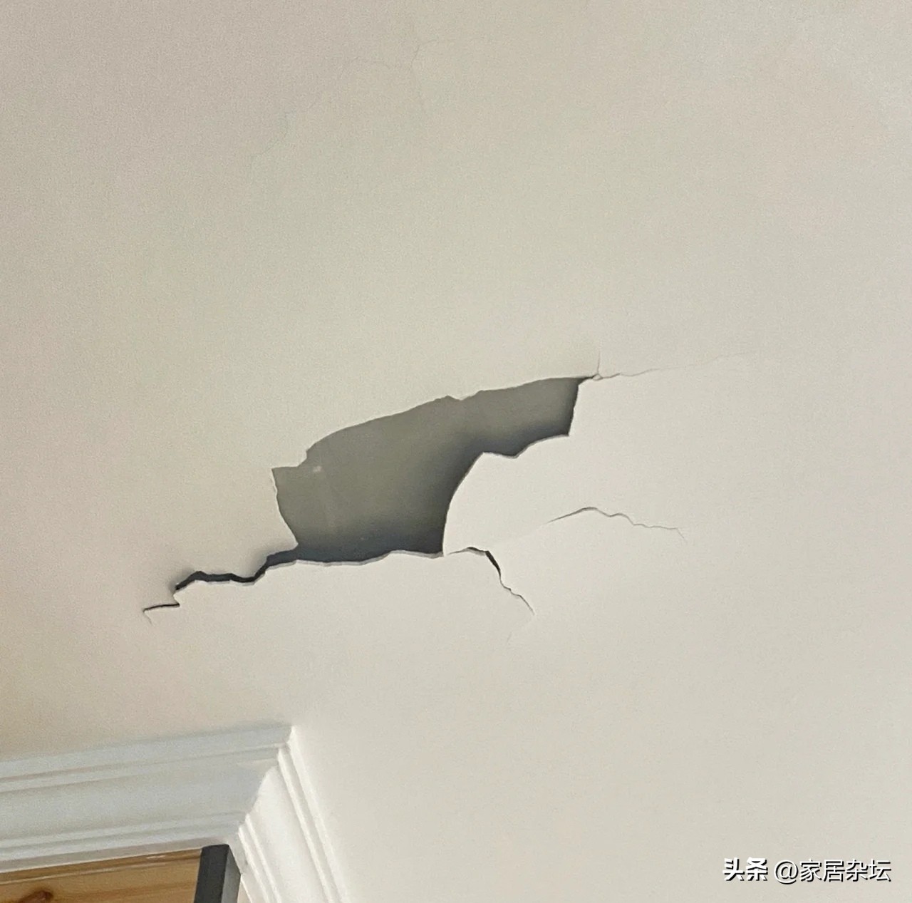 精装修房墙面需要铲掉重刷吗,毛坯房装修需要刮墙皮重新刷吗