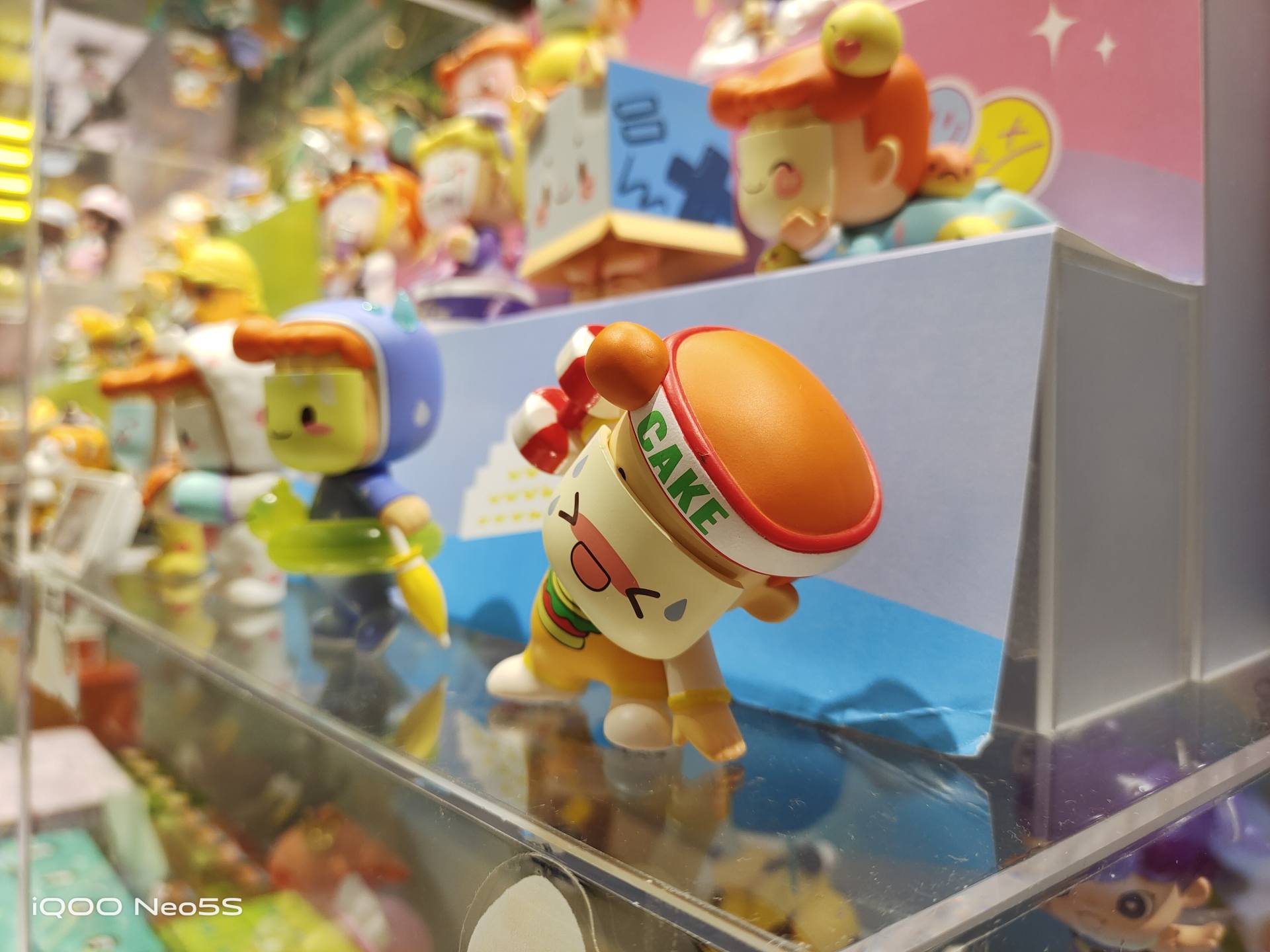 游戏拍照两不误的iqoo手机1500以内,iqooneo5快充