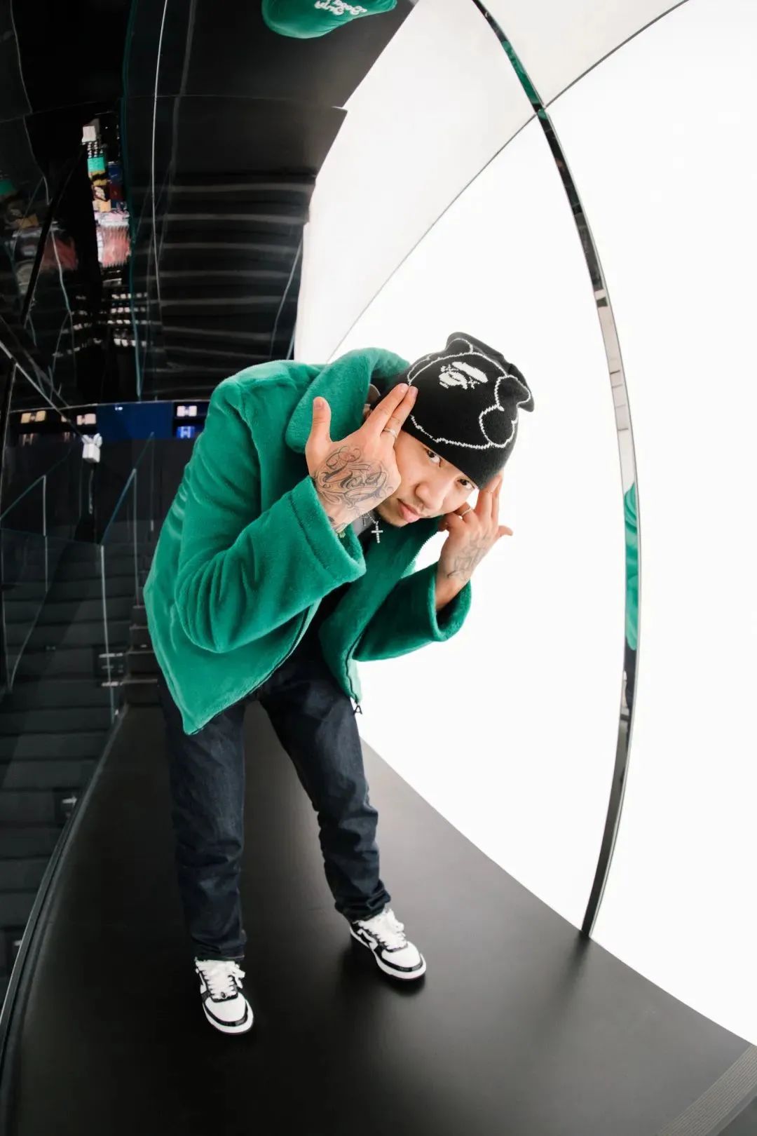 投资曲江｜西北首店!全球高端美妆集合店「HAYDON黑洞」即将登陆西安万象天地