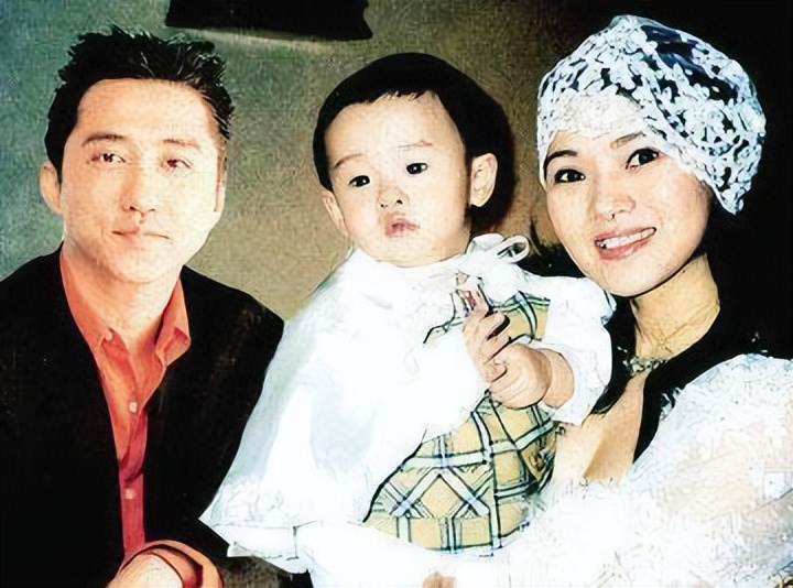 近20年来十大著名的桃色新闻,个个劲爆,撕开娱乐圈最不堪的一面