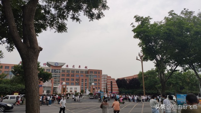 高考成绩已公布有人欢喜有人愁,高考成绩公布后几家欢喜几家愁