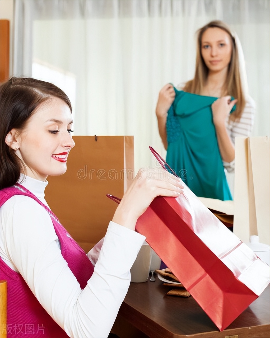 靠小钱搬砖赚钱的方法 (搬砖赚钱的项目)