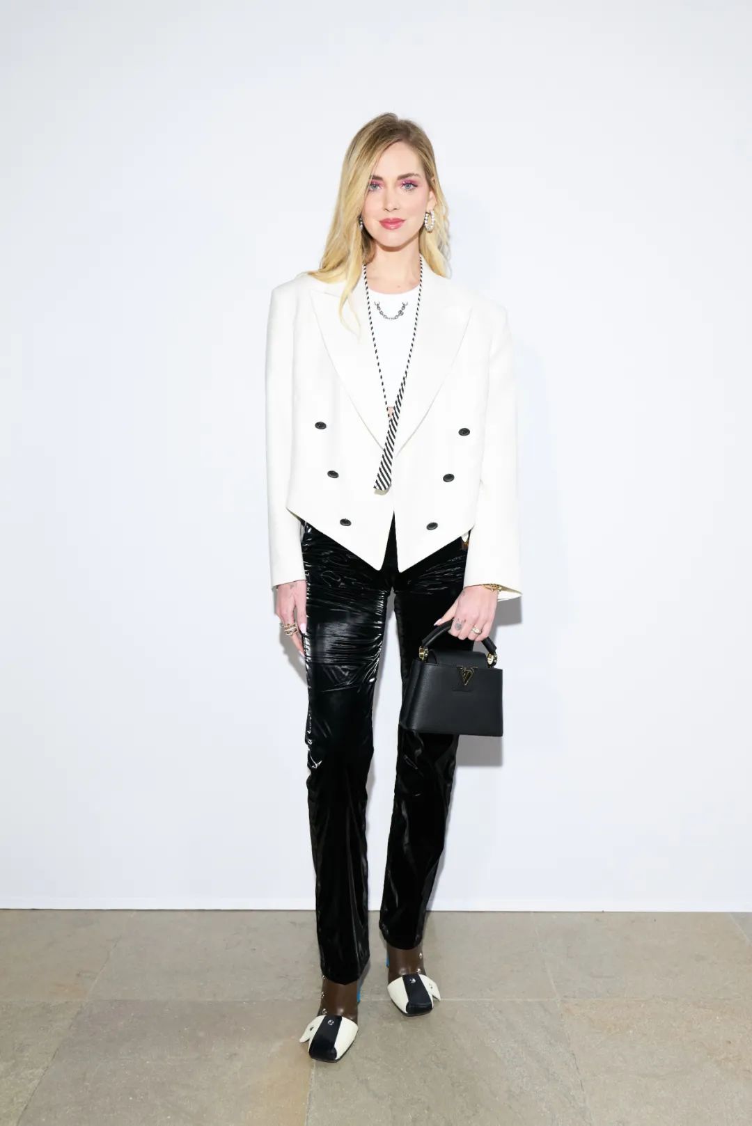 路易威登2022秋冬女装灵感,路易威登2022秋冬女装时尚穿搭