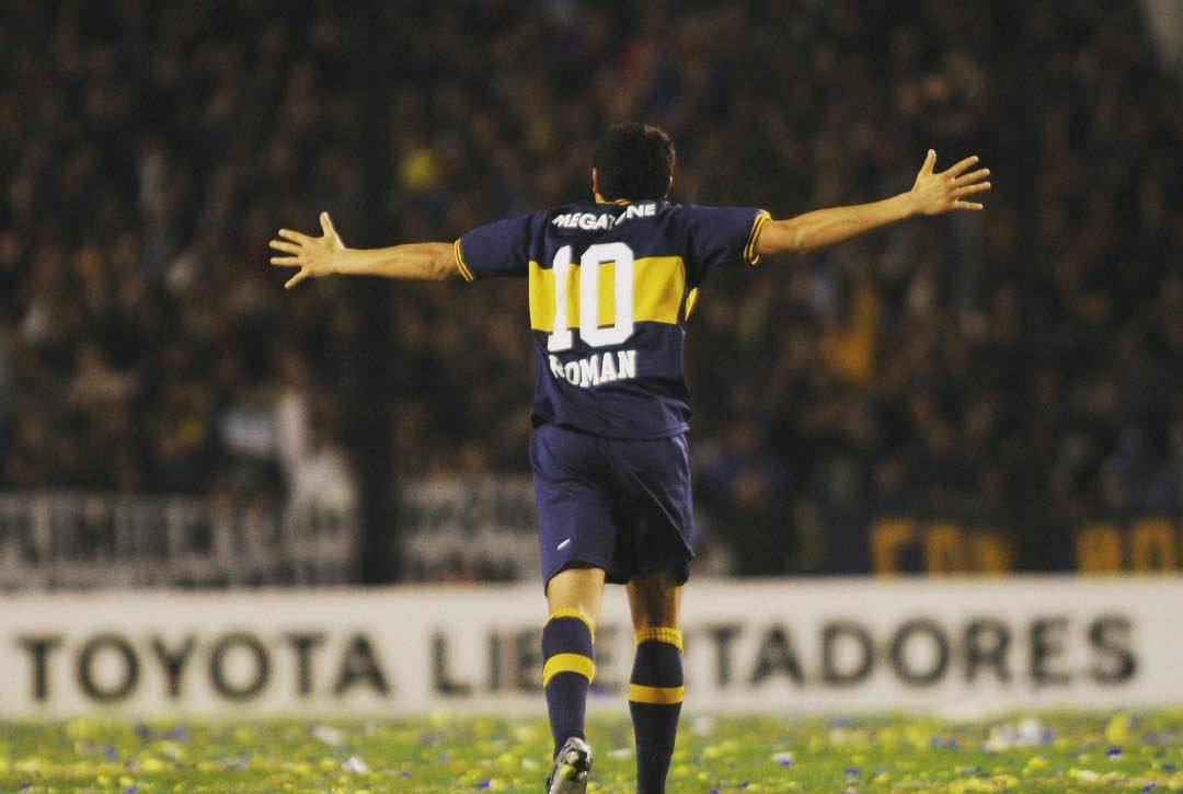 前腰的代表球员,前腰是一个什么位置