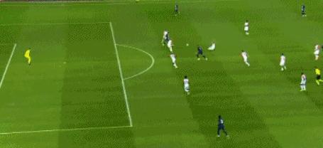 想开了！梅西今晨又造点+让点！1镜头最风骚，并非两度挑传内少