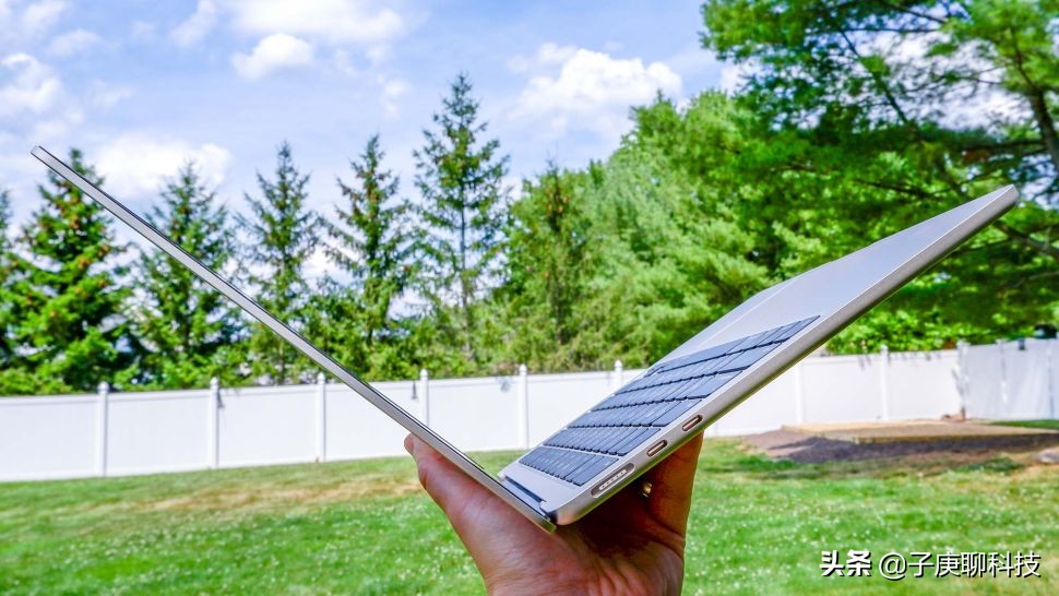 macbookair最新款m2,苹果新款macbookairm2256够用吗